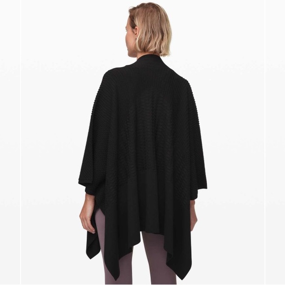 Lululemon Dream Weaver wrap in OS new without tags - Picture 11 of 12